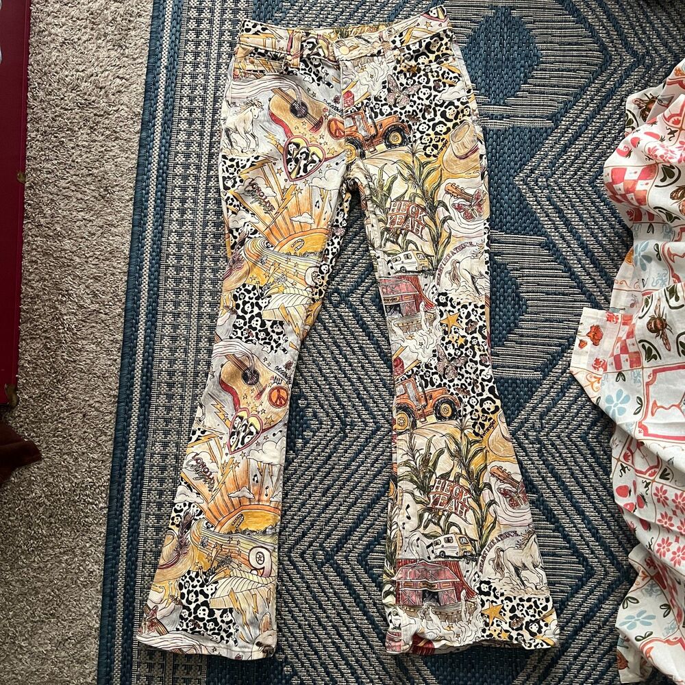 Wrangler Lainey Wilson flare jeans western whimsical cowgirl americana size 30